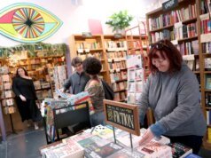 Biaya asuransi kesehatan berbasis pekerjaan di California melebihi gaji dan inflasi