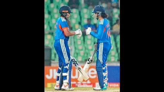 Smriti-Mandhana-And-Shafali-Verma-stitchied-togeth_1766944294862.jpg