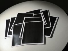 Terduga korban Epstein menuduh DOJ melakukan pelanggaran hukum atas status file yang dirilis