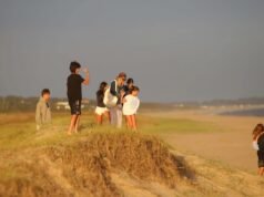 Dari malam tenang Wanda Nara bersama pacar dan anak-anaknya hingga makan siang santai Diego Peretti di Punta del Este