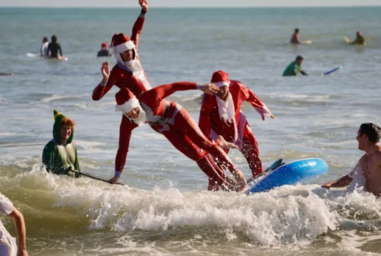 Natal di seluruh dunia dalam gambar
