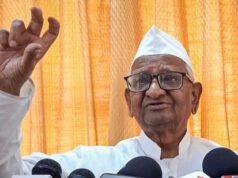 Mengapa aktivis Anna Hazare mengumumkan puasa sampai mati, mulai bulan depan