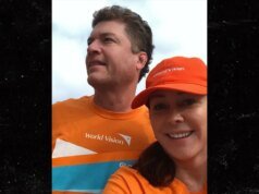 “Patricia Heaton Berduka atas Rekan Bintang ‘The Middle’ Patrick Finn Dengan Penghormatan Sepenuh Hati”.