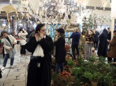 Anggaran pemerintah Iran mengungkapkan jalan yang sulit ke depan karena mata uang mencapai titik terendah baru | Berita Bisnis dan Ekonomi