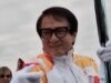Jackie Chan membawa Obor Olimpiade melalui Pompeii