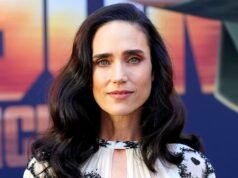 “Bom Box Office Langka Sutradara Maverick Menemukan Rumah Streaming Baru”.