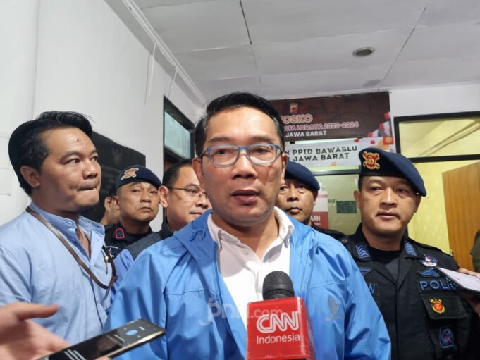 mantan-gubernur-jawa-barat-ridwan-kamil-foto-nur-fidhiah-sha-pfiu.jpg