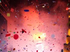 Konfeti Times Square menampilkan harapan tulisan tangan