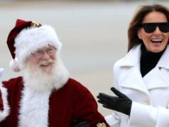 Ibu Negara mengadakan acara amal Toys for Tots