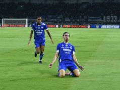 Persib Geser Borneo FC dari Puncak Klasemen Seusai Kalahkan PSM Makassar