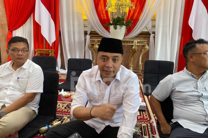 wali-kota-surabaya-eri-cahyadi-foto-ardini-pramithajpnncom-d-4zff.jpg