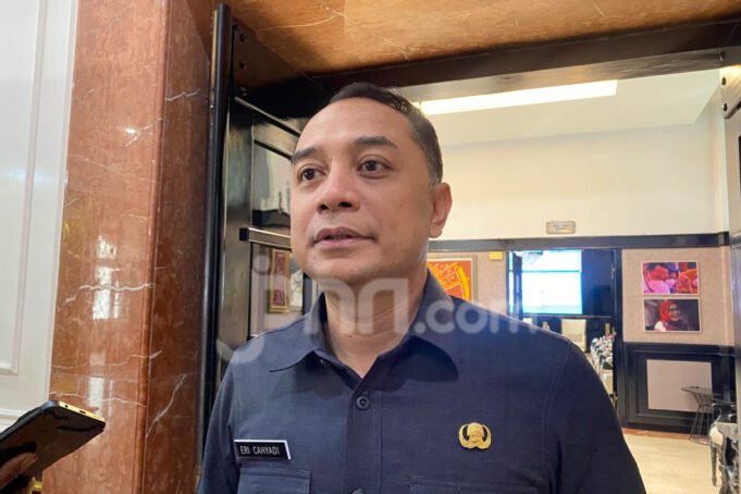 wali-kota-surabaya-eri-cahyadi-foto-ardini-pramithajpnncom-y-4vgl.jpg
