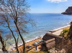 Kota tepi laut di Inggris yang mendapat sinar matahari 1 976 jam per tahun