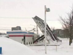 Badai musim dingin yang berbahaya menghantam AS dengan es, salju, dan suhu dingin yang mengancam jiwa