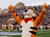 Di manakah peringkat Tony the Tiger Sun Bowl di antara pertandingan pascamusim?