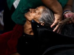 Chavismo membebaskan 80 tahanan politik, namun LSM mengecam bahwa proses tersebut berjalan “sedikit dan menjemukan”