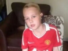 Cole Palmer Terlihat Pakai Jersey Manchester United