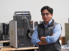 Pendiri ini berhasil melakukan pemadaman kebakaran — sekarang dia menciptakan tambang emas AI