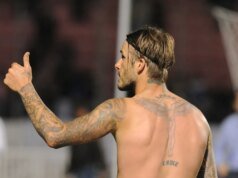 Tato ‘Tramp Stamp’ David Beckham dengan Nama Putra Brooklyn Muncul Kembali