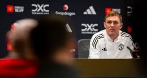 Konferensi pers Man United secara langsung: Manajer sementara Darren Fletcher menghadapi media setelah pemecatan Ruben Amorim