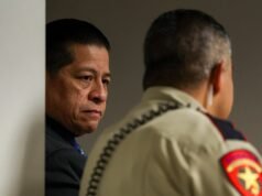 Pengadilan Uvalde: Mantan petugas polisi sekolah Adrian Gonzales dinyatakan tidak bersalah dalam semua tuduhan