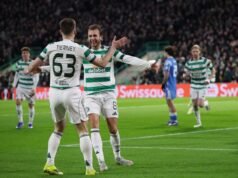 Celtic yang memulai dengan cepat mencegah comeback Utrecht untuk memastikan tempat play-off Liga Europa
