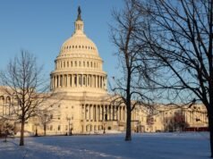 Senat Demokrat memblokir rancangan undang-undang pendanaan di tengah perselisihan pendanaan DHS dan ancaman penutupan sebagian pemerintah