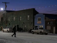 Kota perbatasan yang tenang dan beku ini kini menjadi kunci ambisi global Trump