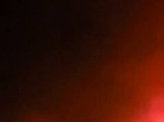 “Hujan Bintang Merah”: Kebakaran di Los Alerces Mendekati Desa Wisata dan Menimbulkan Kepanikan di Tengah Malam