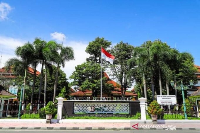 kantor-bupati-bantul-foto-antara-8tak7-wxzf.jpg