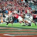 Saluran Sumrall Meyer, membuat logo Gators ‘mendapatkan’