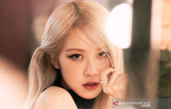 rose-blackpink-foto-twitterblackpink-29.jpg