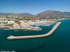 Ayah berkebangsaan Inggris jatuh hingga meninggal dari balkon resort Spanyol di lantai enam saat istri dan dua anaknya sedang tidur