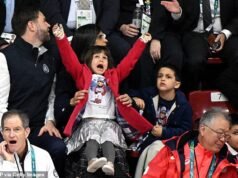 Putri JD dan Usha Vance yang berusia empat tahun mencuri perhatian dengan penampilan nakal di Olimpiade Musim Dingin