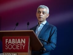 Sadiq Khan mengisyaratkan dia akan mencalonkan diri untuk masa jabatan KEEMPAT sebagai walikota London pada tahun 2028 karena dia mengklaim dia memiliki ‘strategi untuk menghadapi Reformasi’