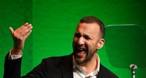 Apakah Partai Hijau mendukung Moskow dibandingkan Inggris? Mosi Partai untuk mundur dari NATO meniru propaganda Putin