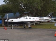 Empat orang tewas setelah pesawat jatuh di resor ski mewah Colorado