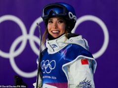 Eileen Gu menghindari bencana setelah kecelakaan besar di Olimpiade Musim Dingin saat bintang ski Tiongkok lolos ke final udara besar