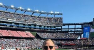 Dia adalah imigran ilegal asal Irlandia yang mengaku sebagai korban tindakan keras Trump terhadap ICE – namun kini putri kembarnya yang sudah kembali ke negaranya mengatakan bahwa Trump telah menelantarkan mereka saat masih balita dan harus kembali menghadapi dakwaan narkoba.