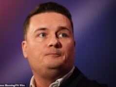 Wes Streeting berada di bawah tekanan yang semakin besar untuk membatalkan persidangan pemblokir pubertas karena Irlandia Utara menarik diri di tengah tantangan hukum