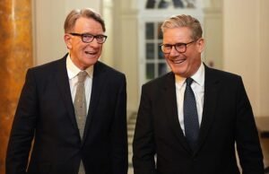 STEPHEN GLOVER: Hubungan Mandelson dengan Rusia jauh lebih kecil daripada hubungan Nigel Farage. Mungkinkah Starmer tidak mengetahuinya?