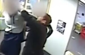 Petugas polisi dipecat karena menyerang tersangka kekerasan ketika ia mencoba melarikan diri dari penangkapan