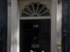 Larry si kucing merayakan 15 tahun di No 10 Chief mouser, 19, menandai satu tahun lagi sebagai kucing terbaik di Downing Road