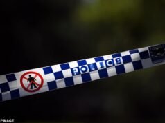 Penemuan suram saat wanita ditemukan tewas di rumah Bayswater dan pria ditangkap