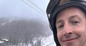 Foto: Dua pemain ski Inggris tewas dalam longsoran salju bersama pria lain ‘setelah instruktur mengabaikan peringatan’