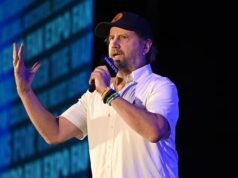 Aktor Hollywood yang tanpa basa-basi menyerang sesama selebritas yang memberitakan sentimen anti-ICE dari karpet merah