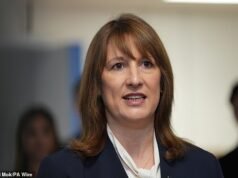 Rachel Reeves dituduh ‘menyulut gas’ warga Inggris karena tagihan energi