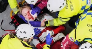 Momen mengerikan rate skater Olimpiade Musim Dingin disayat di bagian atas MATA oleh pedang lawannya – karena kacamata menyelamatkannya dari kerusakan jangka panjang