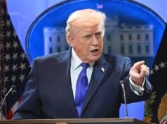 Trump mengumumkan bahwa ia akan menaikkan tarif worldwide menjadi 15 % seiring dengan sikapnya yang menentang kekalahan di Mahkamah Agung