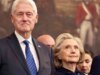 Clintons Setuju untuk Bersaksi dalam Investigasi Epstein Kongres